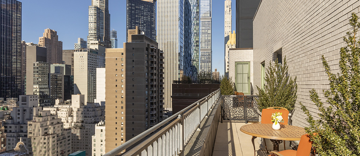 Penthouse One Bedroom Suite King