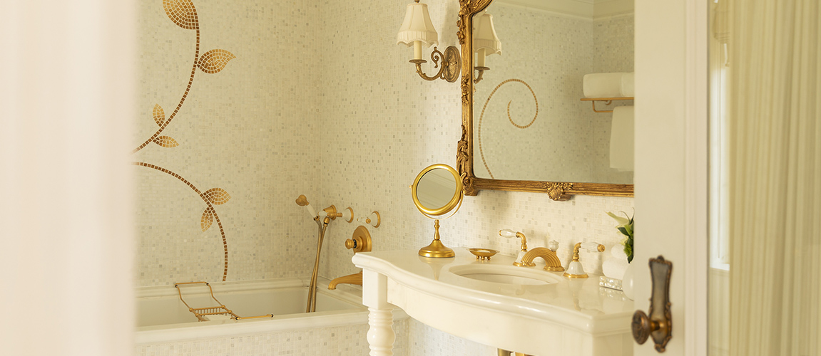 Grand Penthouse Two Bedroom Terrace Suite